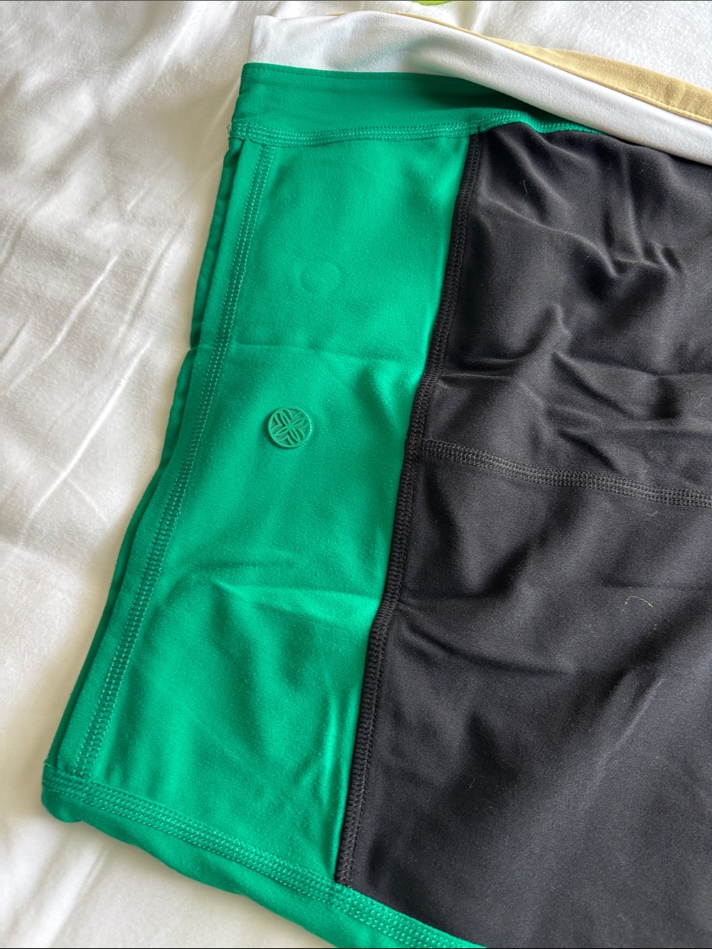 Lilly Pulitzer, Luxletic  leggings  size Medium - Picture 3 of 4